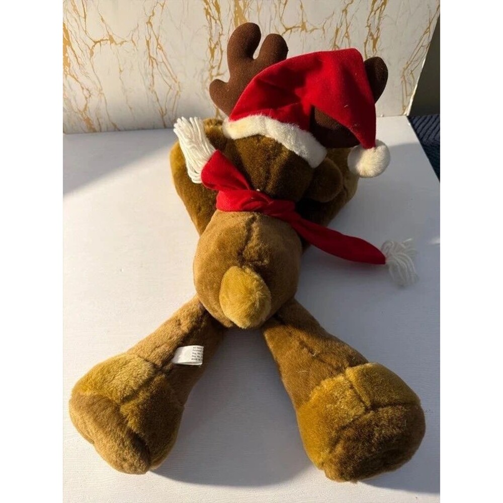 Reindeer - Picture 3 of 5